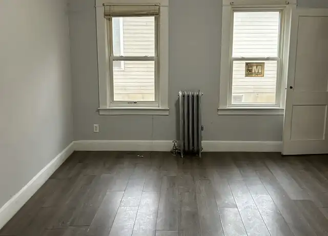 Property at 191 Eastern Ave Unit 1, Worcester, MA, 01605, 2 beds, 1 bath, [object Object]