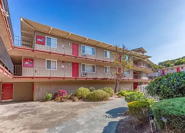 Photo of 3979 Alhambra Ave, Martinez, CA 94553