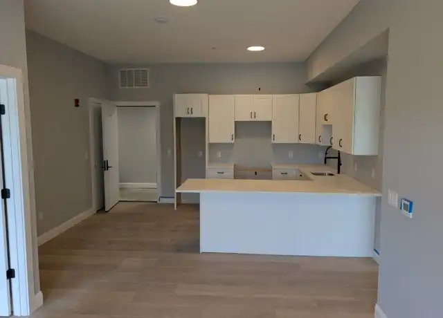Property at 391 Springfield Ave, Berkeley Heights, NJ, 07922, 2 beds, 2 baths, [object Object]