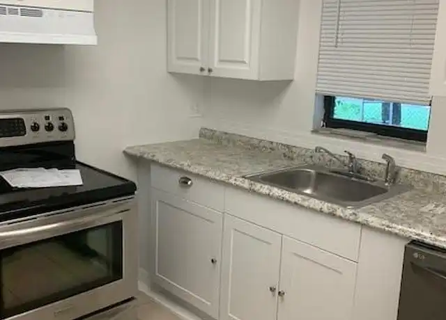 Property at 1470 Green Valley Cir #301, Naples, FL, 34104, 2 beds, 2 baths, [object Object]