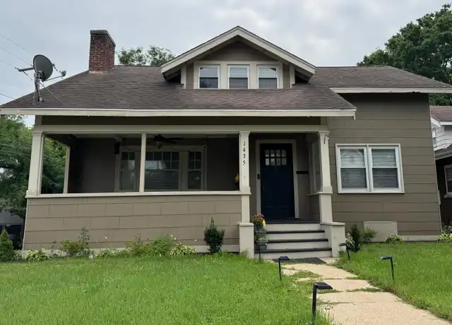 Property at 1435 Post Ave, Rockford, IL, 61103, 3 beds, 2 baths, [object Object]