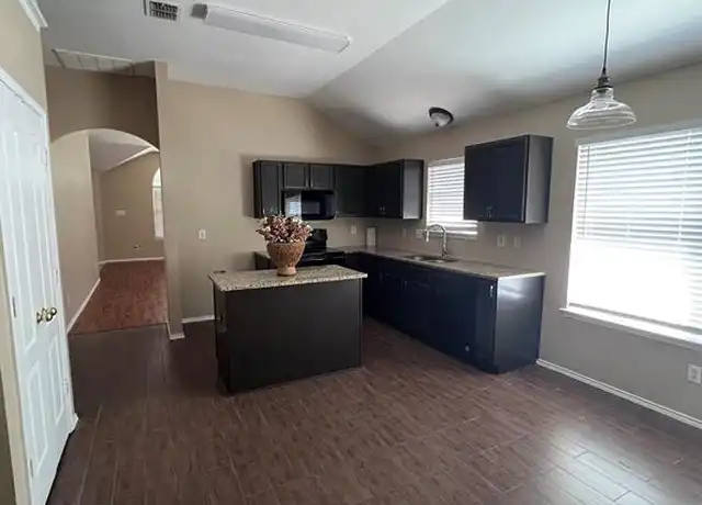 Property at 607 Spanish Oak Ct, Arlington, TX, 76002, 3 beds, 2 baths, [object Object]