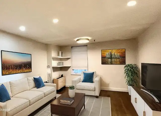 Property at 66 Pearl St Unit 402D, New York, NY, 10004, 0 beds, 1 bath, [object Object]