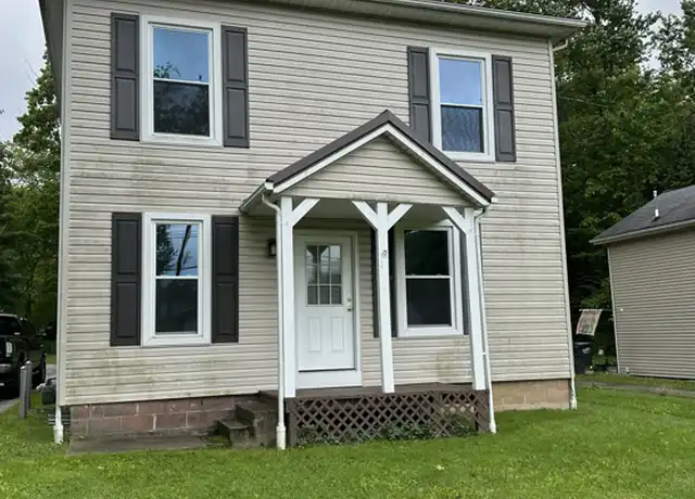 Property at 29 W Woodland Ave, Columbiana, OH, 44408, 2 beds, 1 bath, [object Object]