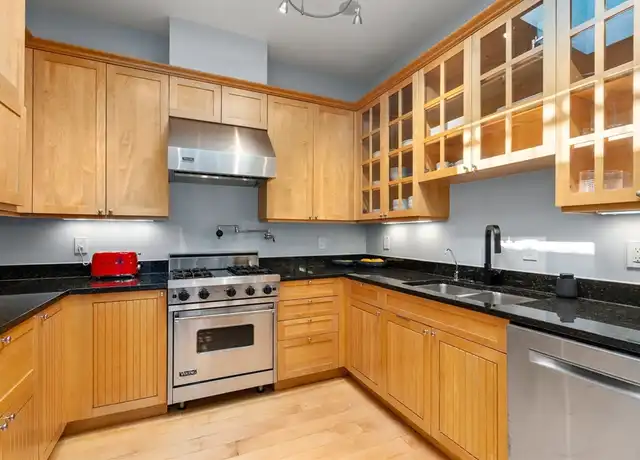 Property at 17 Worcester St #9, Roxbury, MA, 02118, 2 beds, 2 baths, [object Object]