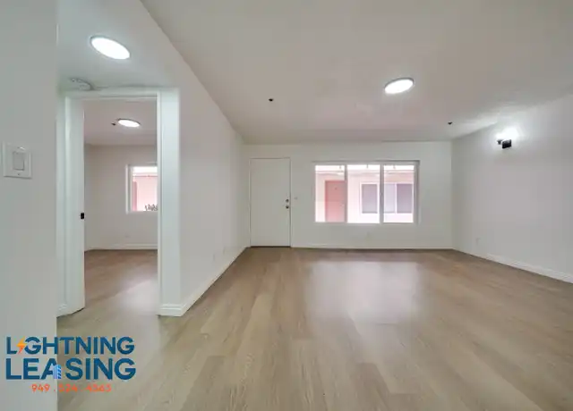 Property at 13910 Sayre St Unit 13D, Sylmar, CA, 91342, 2 beds, 1 bath, [object Object]