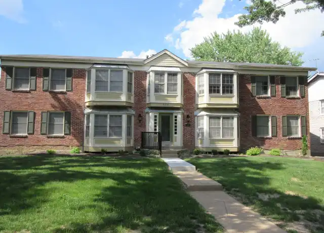 Property at 624 Broadmoor Dr Unit C, Chesterfield, MO, 63017, 3 beds, 2 baths, [object Object]