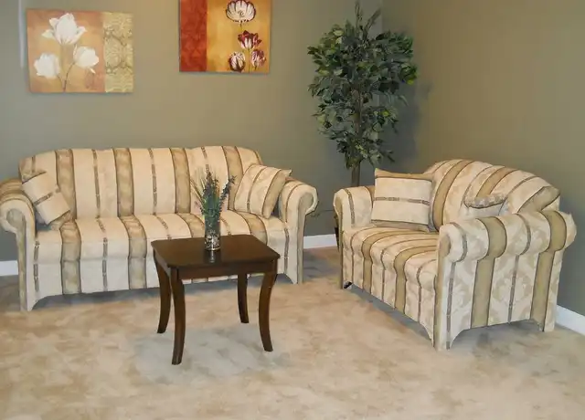 Property at Southwyck Hills Apartments - 114 N Hill Ct, Danville, VA, 24541, 1-3 bed, 1 bath, [object Object]