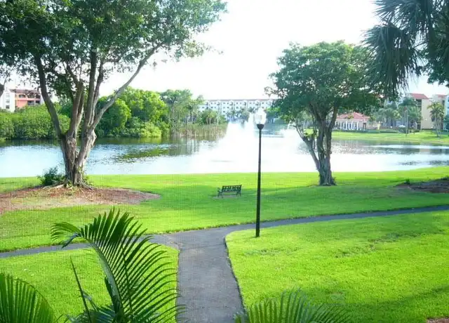 Property at 820 Lavers Cir Unit G206, Delray Beach, FL, 33444, 1 bed, 1 bath, [object Object]