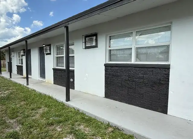 Property at 1096 W 28th St Unit A, West Palm Beach, FL, 33404, 2 beds, 1 bath, [object Object]