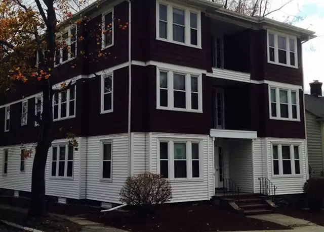 Property at 154 Lovell St Unit 3L, Worcester, MA, 01603, 2 beds, 1 bath, [object Object]