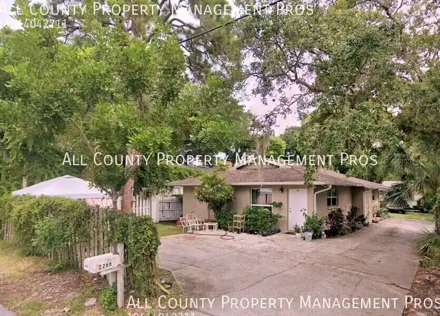 Property at 2266 Bay St, Sarasota, FL, 34237, 2 beds, 1 bath, [object Object]