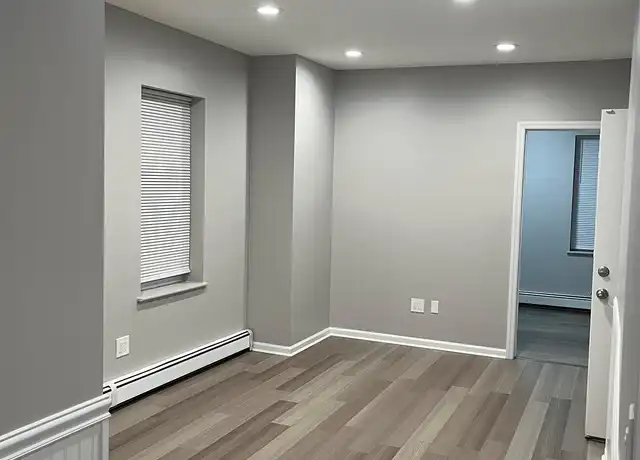 Property at 9211 De Sota Rd, Rockaway Beach, NY, 11693, 3 beds, 1 bath, [object Object]
