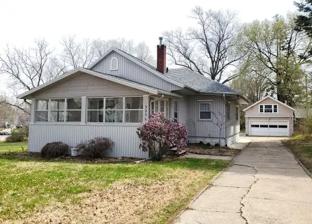 Property at 323 Sunset Rd, Waterloo, IA, 50701, 2 beds, 1.5 baths, [object Object]