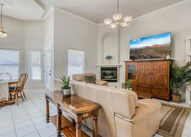 Property at 200 Hidden Crest Cir, El Paso, TX, 79912, 4 beds, 2 baths, [object Object]