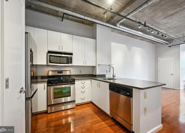 Property at 1300 N St NW #410, Washington, DC, 20005, 1 bed, 1 bath, [object Object]