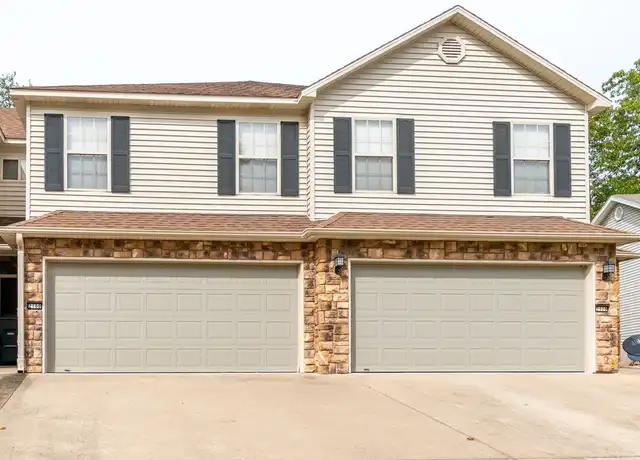 Property at 2110 E Cinnamon Way, Fayetteville, AR, 72703, 3 beds, 2.5 baths, [object Object]