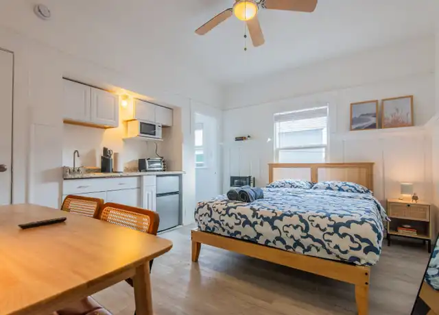 Property at 125 N Broadway Unit 1, Redondo Beach, CA, 90277, 0 beds, 1 bath, [object Object]