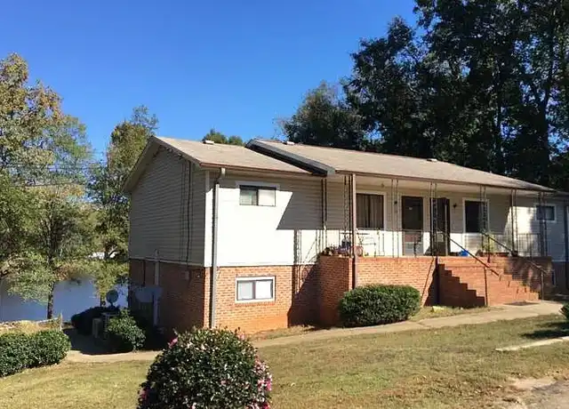 Property at 203-219 Hammond Cir, Anderson, SC, 29621, 2 beds, 1 bath, [object Object]