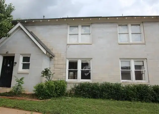 Property at 130 Rowland Pl, Tyler, TX, 75701, 2 beds, 1 bath, [object Object]