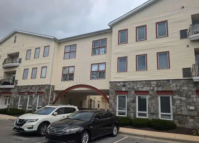 Property at 400 Renfro Dr #206, Glen Burnie, MD, 21060, 2 beds, 2 baths, [object Object]