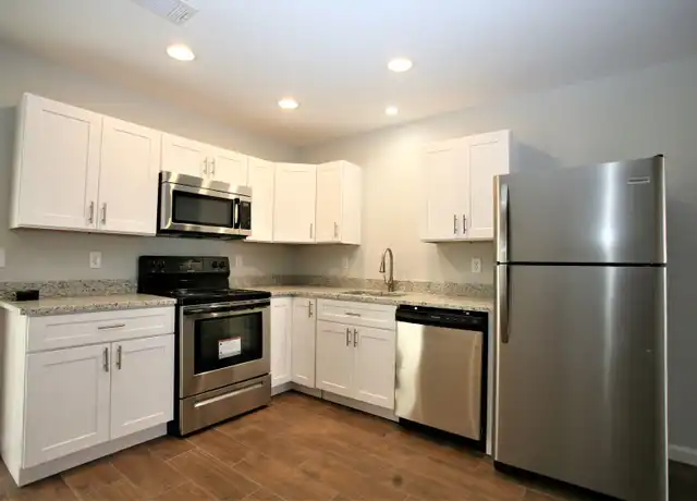 Property at 6121 Harvey St Unit 14, Panama City, FL, 32404, 2 beds, 1.5 baths, [object Object]