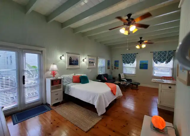 Property at 226 NE 1st Ave, Delray Beach, FL, 33444, 1 bed, 1 bath, [object Object]
