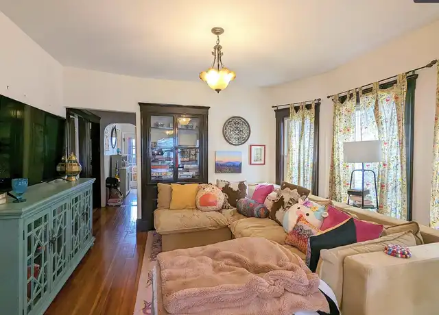 Property at 71 Prichard Ave Unit 1, Somerville, MA, 02144, 2 beds, 1 bath, [object Object]