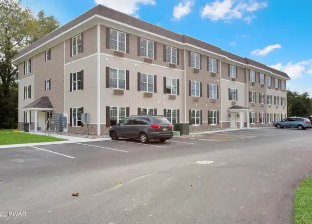Property at 153 Paddlers Pt, Matamoras, PA, 18336, 2 beds, 2 baths, [object Object]