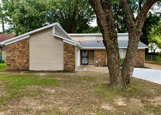 Property at 3963 Lacewood Dr, Memphis, TN, 38115, 3 beds, 2 baths, [object Object]