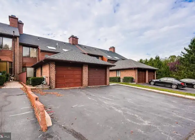 Property at 93 Timothy Cir, Wayne, PA, 19087, 2 beds, 3.5 baths, [object Object]