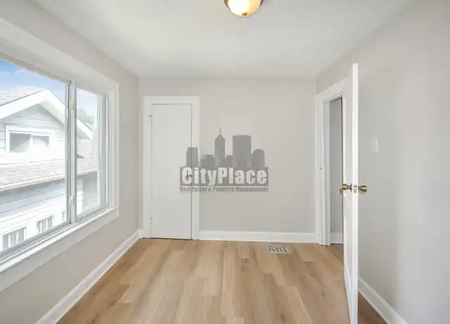 Property at 608 N Oakland Ave, Indianapolis, IN, 46201, 3 beds, 1 bath, [object Object]