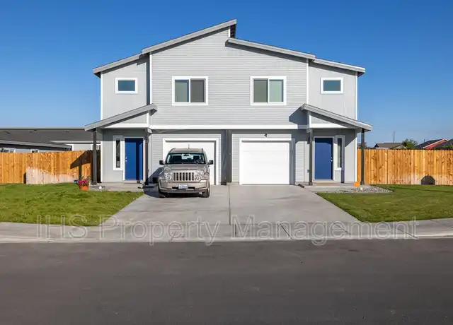Property at 2512 Blaine St Unit A, Pasco, WA, 99301, 3 beds, 2.5 baths, [object Object]
