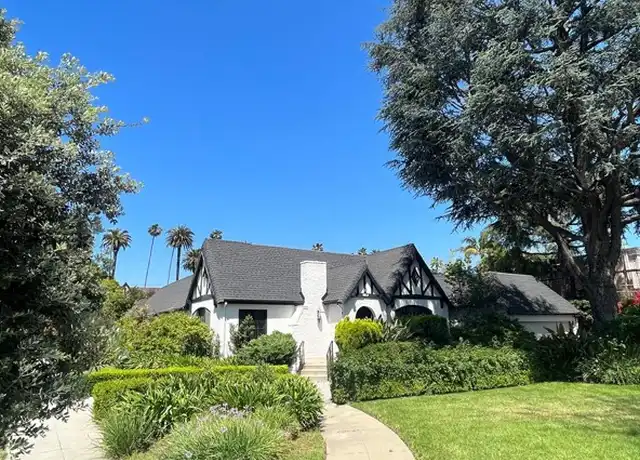 Property at 624 N Roxbury Dr, Beverly Hills, CA, 90210, 4 beds, 4 baths, [object Object]