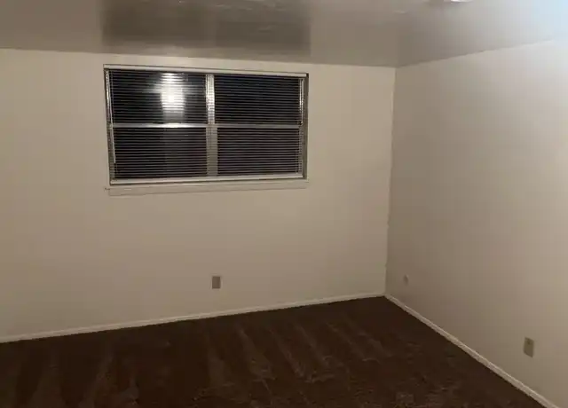 Property at 8328 Comanche Rd NE Unit 9, Albuquerque, NM, 87110, 1 bed, 1 bath, [object Object]