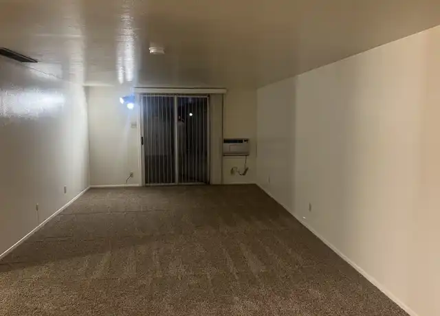 Property at 8328 Comanche Rd NE Unit 9, Albuquerque, NM, 87110, 1 bed, 1 bath, [object Object]