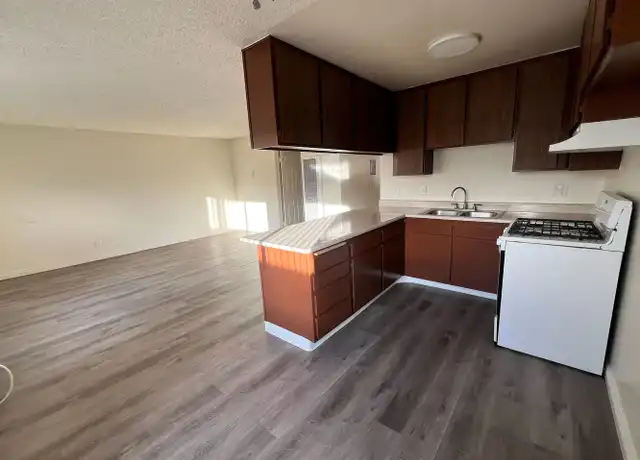 Property at 1600 N San Fernando Blvd Unit 314, Burbank, CA, 91504, 2 beds, 1.5 baths, [object Object]