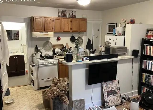 Property at 42 A Linden Ave, Somerville, MA, 02143, 2 beds, 1 bath, [object Object]