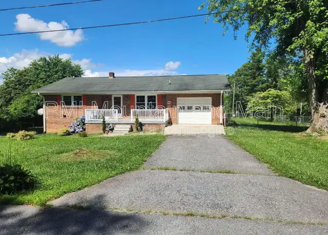 Property at 101 Anthony Dr, East Flat Rock, NC, 28726, 3 beds, 1.5 baths, [object Object]