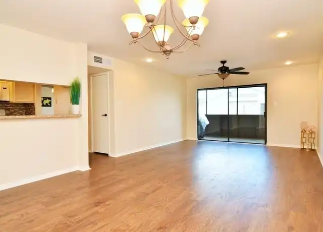 Property at 3025 Walnut Bend Ln #31, Houston, TX, 77042, 2 beds, 1.5 baths, [object Object]