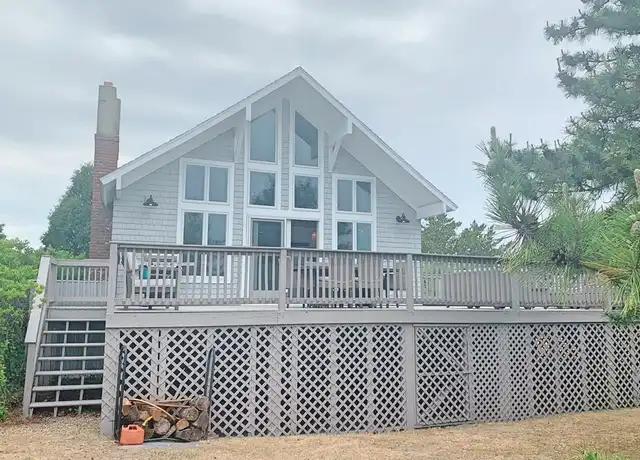 Property at 24 Columbia Way, Newbury, MA, 01951, 3 beds, 2 baths, [object Object]