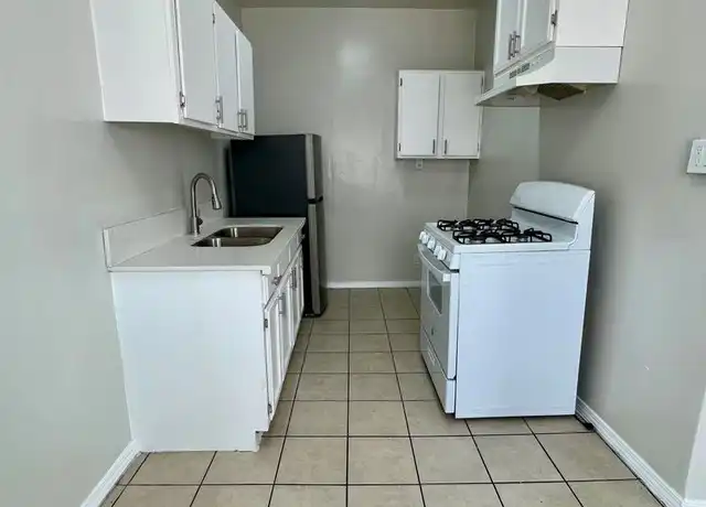 Property at 5606 S Figueroa St Unit 14, Los Angeles, CA, 90037, 0 beds, 1 bath, [object Object]