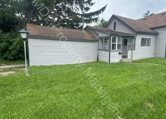 Property at 802 S Woodbridge St, Saginaw, MI, 48602, 3 beds, 1 bath, [object Object]