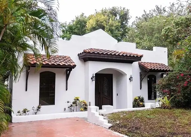 Property at 1152 Lagoon Rd, Tarpon Springs, FL, 34689, 3 beds, 2 baths, [object Object]