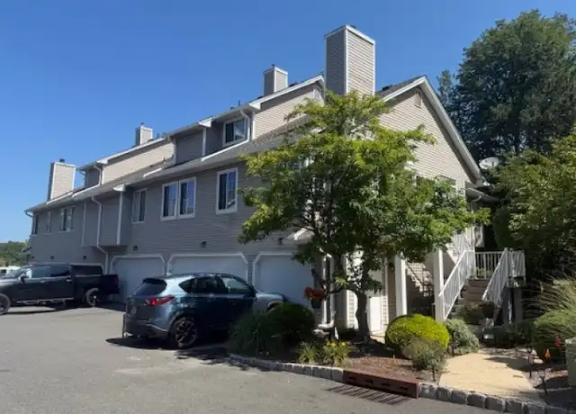 Property at 94 Birchwood Rd, Bedminster, NJ, 07921, 2 beds, 2 baths, [object Object]