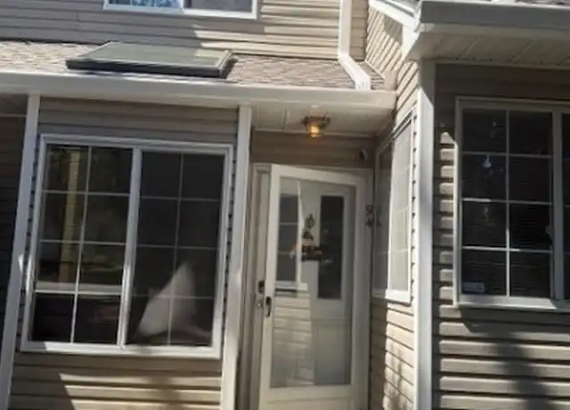 Property at 94 Birchwood Rd, Bedminster, NJ, 07921, 2 beds, 2 baths, [object Object]