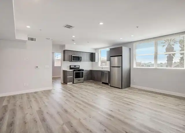 Property at 5068 Romaine St, Los Angeles, CA, 90029, 1 bed, 1 bath, [object Object]