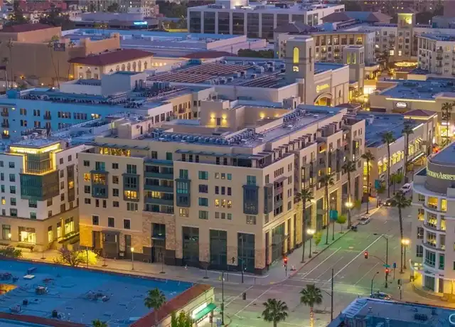 Property at 39 S Los Robles Ave #4019, Pasadena, CA, 91101, 2 beds, 2.5 baths, [object Object]