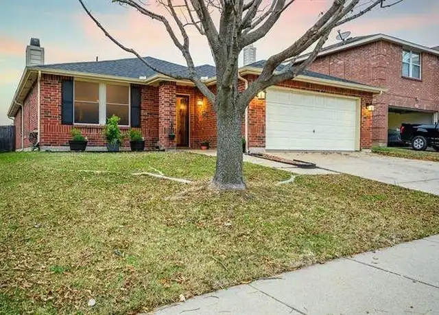 Property at 617 Almandora Dr, Arlington, TX, 76002, 3 beds, 2 baths, [object Object]