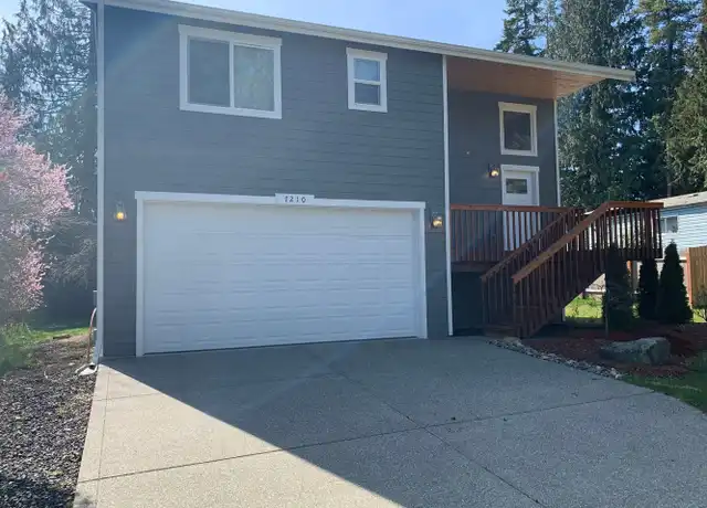 Property at 7210 E Taylor St, Port Orchard, WA, 98366, 3 beds, 2.5 baths, [object Object]